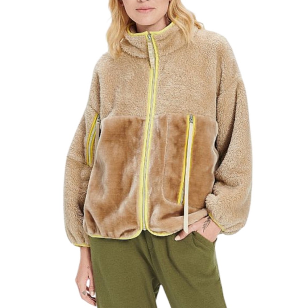 UGG Marlene Tan and Yellow Sherpa Jacket Size: XL